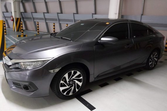 Sell 2018 Honda Civic in Makati 