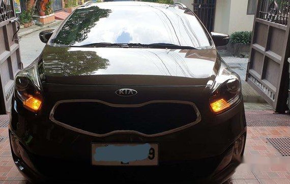 Sell Brown 2014 Kia Carens at 49000 km