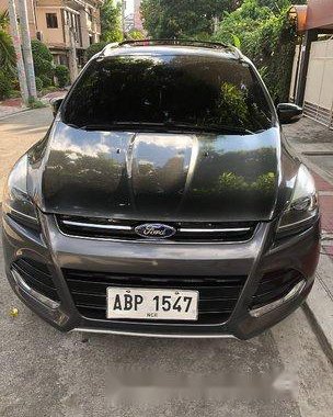Grey Ford Escape 2015 at 27000 km for sale
