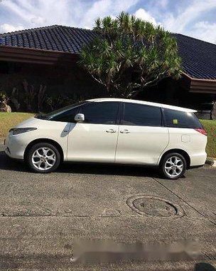 White Toyota Previa 2007 at 95289 km for sale