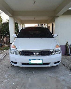 White Kia Carnival 2013 Manual for sale  