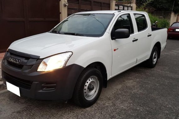 Sell 2014 Isuzu D-Max in Marikina