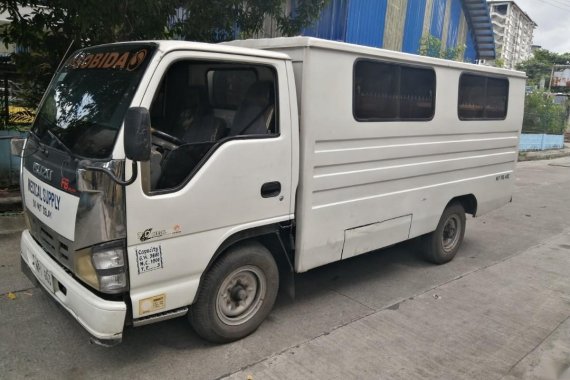 Isuzu Elf 2009 for sale in Manila