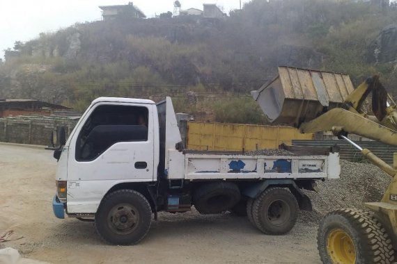 Selling Purple Isuzu Giga 2013 in Baguio