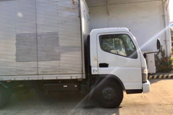 Mitsubishi Fuso 2013 for sale in Makati