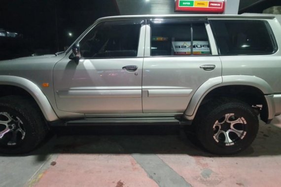 Silver Nissan Patrol 2003 for sale in Muntinlupa 