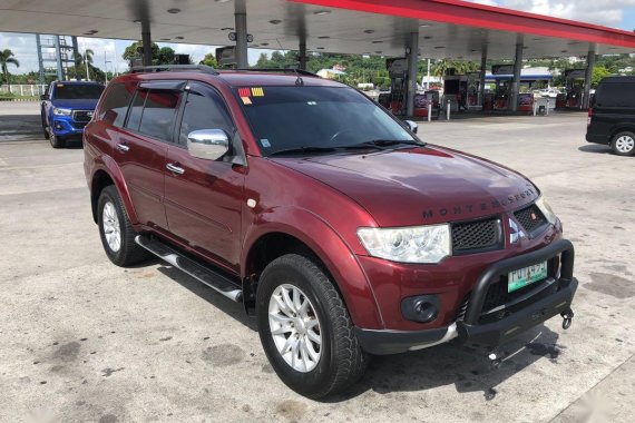 Selling Red Mitsubishi Montero sport 2010 in Manila