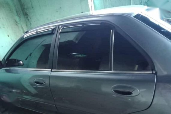 Selling Silver Mitsubishi Lancer 2004 in Manila