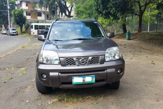 Grey Nissan X-Trail 2018 for sale in Automatic
