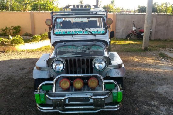 Silver Mitsubishi Jeep 2000 for sale in Medellin