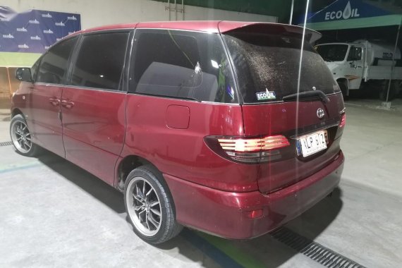 Selling Red Toyota Previa 2004 in Manila