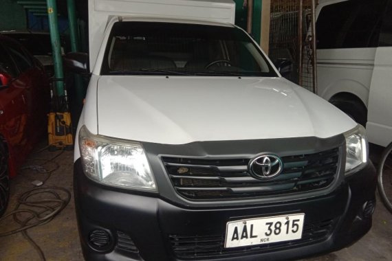 Silver Toyota Hilux 2015 for sale in Quezon City