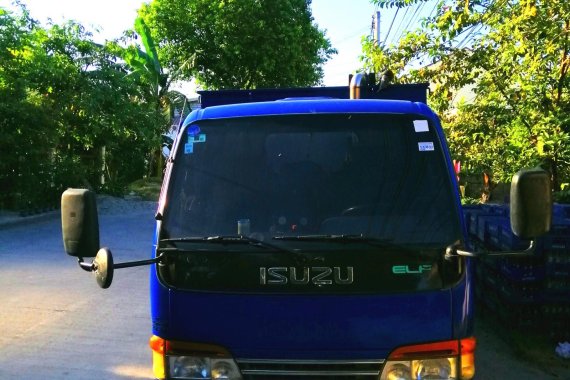 2017 Isuzu Elf