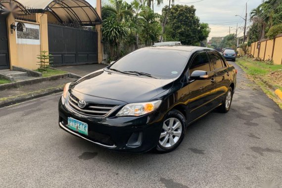 Black Toyota Corolla Altis 2011 for sale in Manila