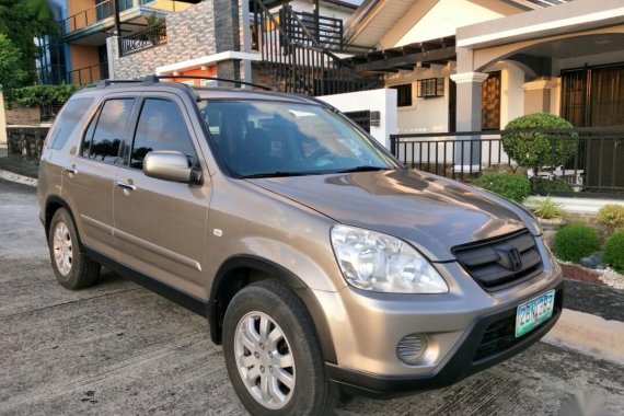 Selling Beige Honda Cr-V 2005 in Taal