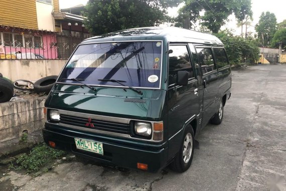 Green Nissan Versa 1999 for sale in Valenzuela