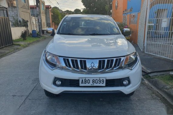 Selling White Mitsubishi Strada 2015 in Antipolo