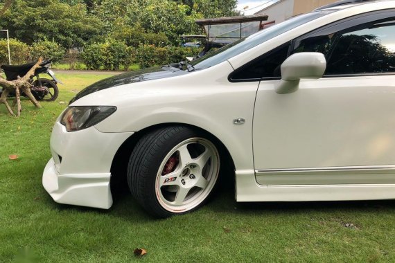 Sell White 2010 Honda Civic in Marikina