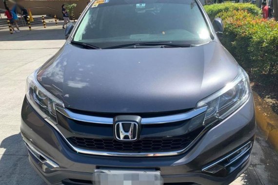 Grey Honda Cr-V 2017 for sale in Manila