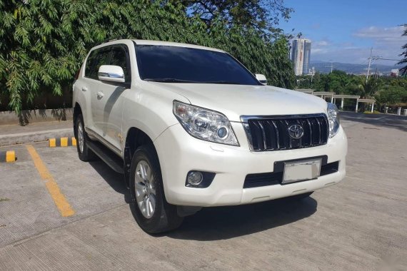 White Toyota Prado 2013 for sale in Quezon City