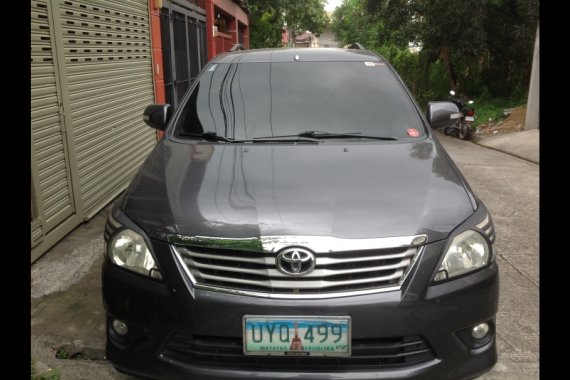 Sell Grey 2013 Toyota Innova SUV / MPV at 82000 in Quezon City