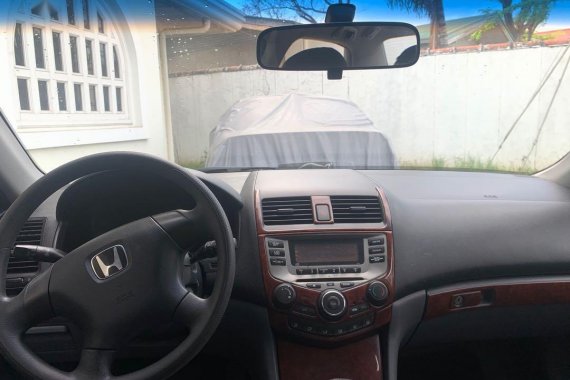 Sell 2004 Honda Accord in Paranaque