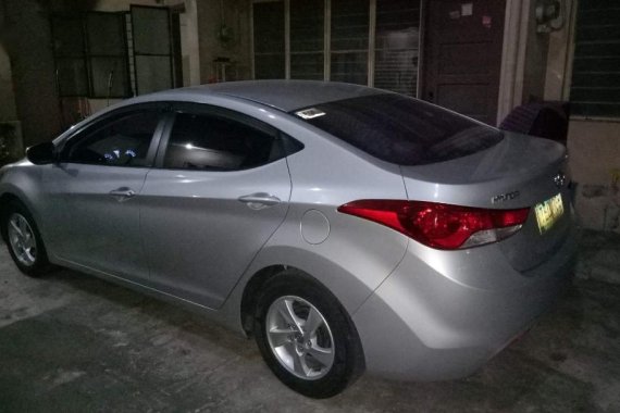 Sell Silver 2011 Hyundai Elantra in Quezon City