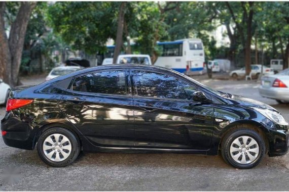 Sell Black 2017 Hyundai Accent in Manila