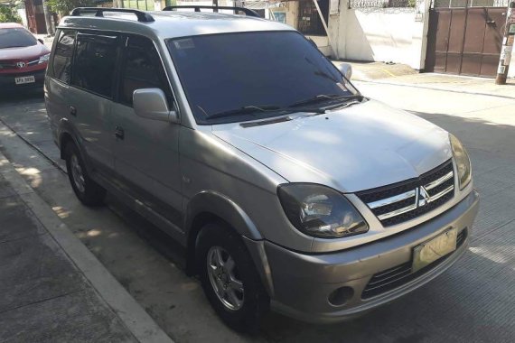 Sell 2011 Mitsubishi Adventure in Manila