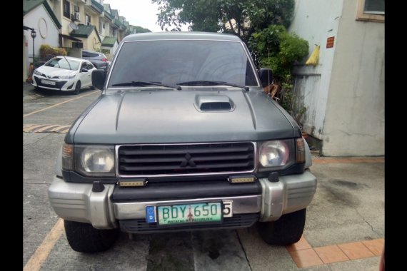 Green Mitsubishi Pajero 1994 SUV / MPV at 260000 for sale in Quezon City