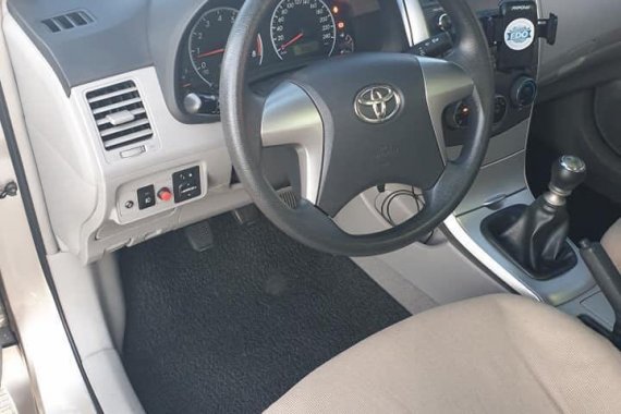 Selling Toyota Corolla 2011 in Manila