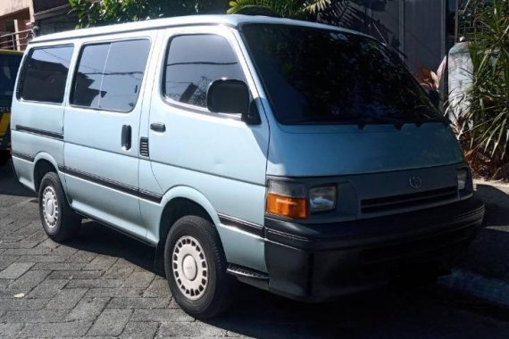 Selling Toyota Hiace 1995 in Antipolo