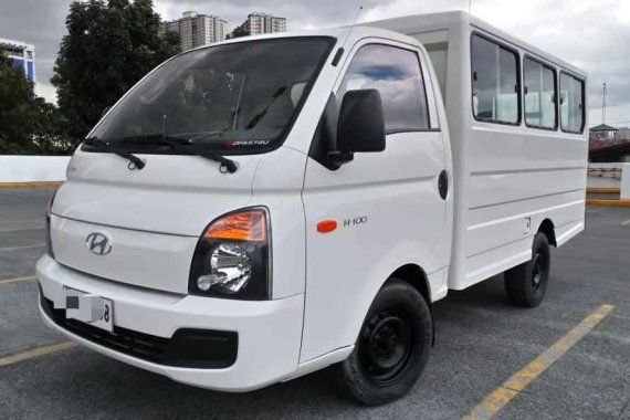 Low Mileage Factory Plastic Intact Almost New 2015 Hyundai H100 MT