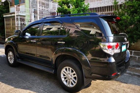 Black Toyota Fortuner 2014 for sale in Automatic