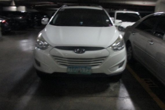 White Hyundai Tucson 2007 for sale in Manila