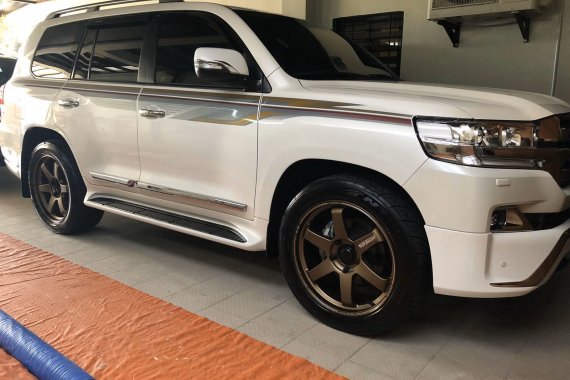 Used 2018 Toyota Land Cruiser VX Platinum dubai