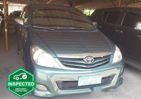 Selling Green Toyota Innova 2011 in Javier