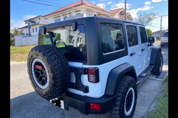 Selling Jeep Wrangler 2018 at 6900 km in Bacoor