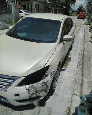 Selling White Nissan Sylphy 2015 in Silang