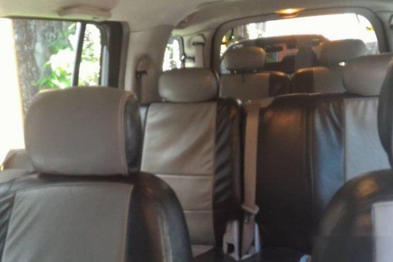 Selling Red Chevrolet Trailblazer 2005 in Manila