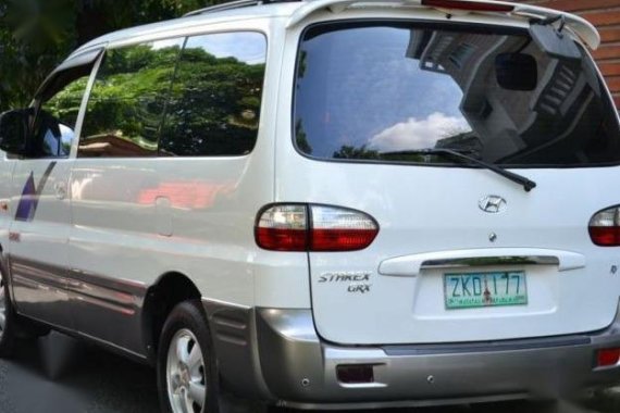 Selling White Hyundai Starex 2007 in Muntinlupa