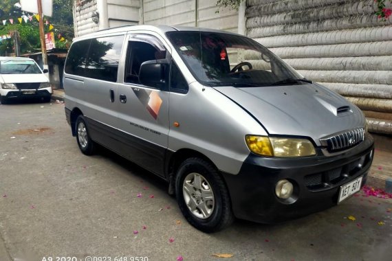 Silver Hyundai Starex 2001 for sale in Automatic