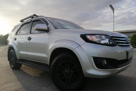 Toyota Fortuner 2012 Gas AT