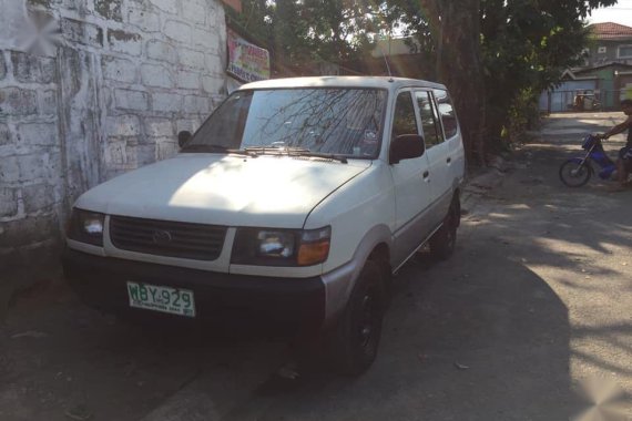 Sell White 1999 Toyota Revo in San Pedro