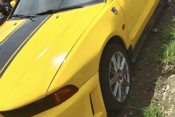 Selling Yellow Mitsubishi Galant 2006 in Quezon