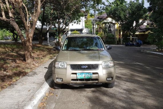 Brown Ford Escape 2004 for sale in Muntinlupa