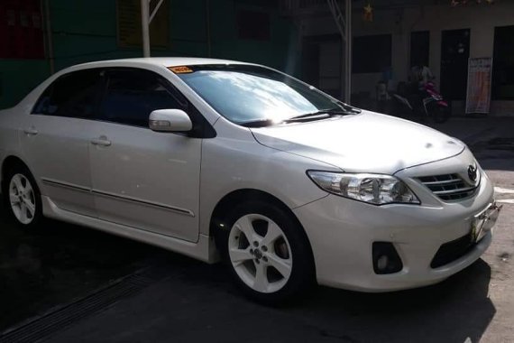 Pearl White Toyota Corolla altis 2013 for sale in General Emilio Aguinaldo