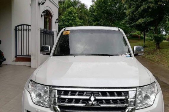 White Mitsubishi Pajero 2015 for sale in Alabang Town Center (ATC)