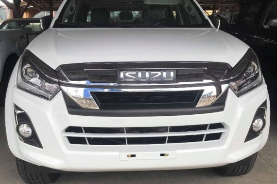 White Isuzu D-Max 2020 for sale in Davao