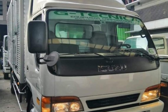 Silver Isuzu Giga 2019 for sale in Meycauayan